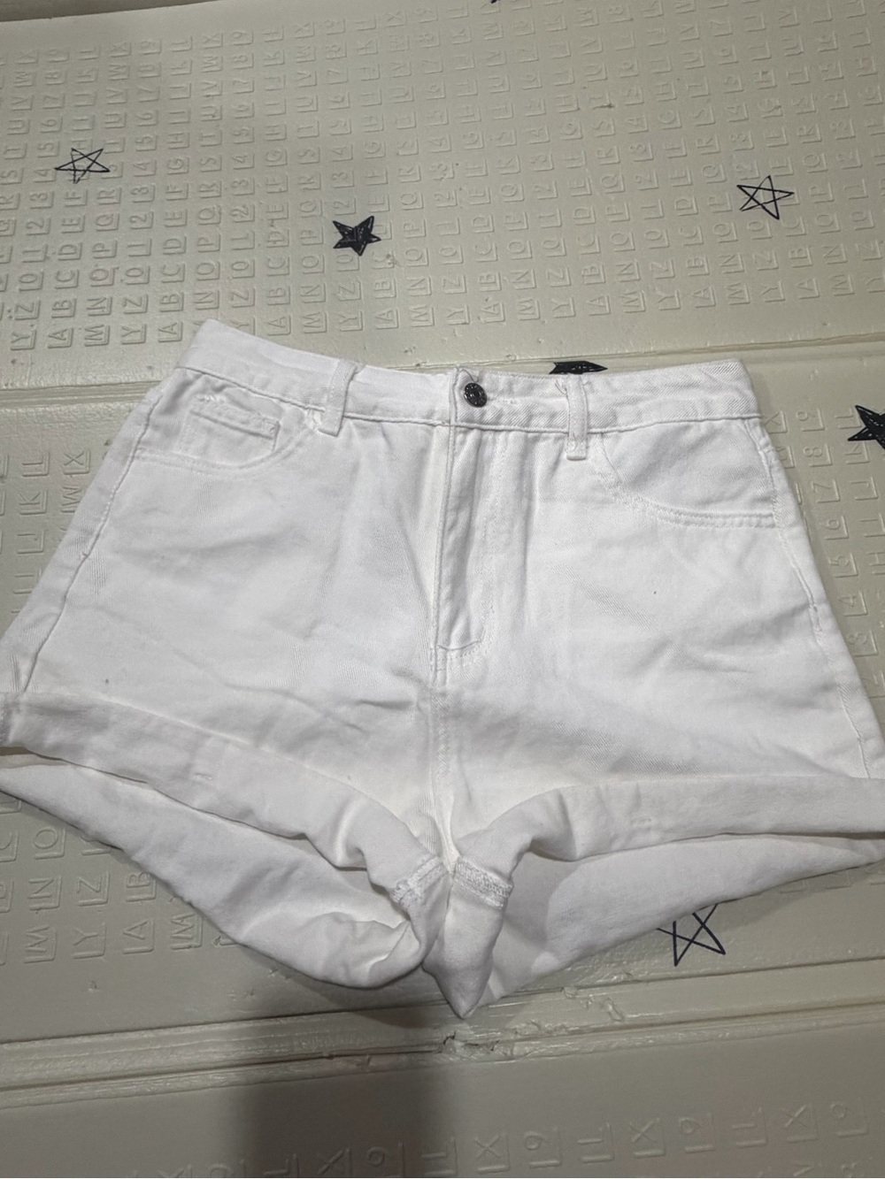 SHEIN White High-Waist Cuffed Cotton Shorts